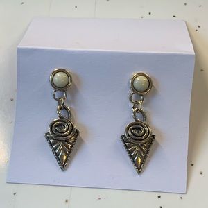 Artsy Spiral Earrings / Cream & Gold